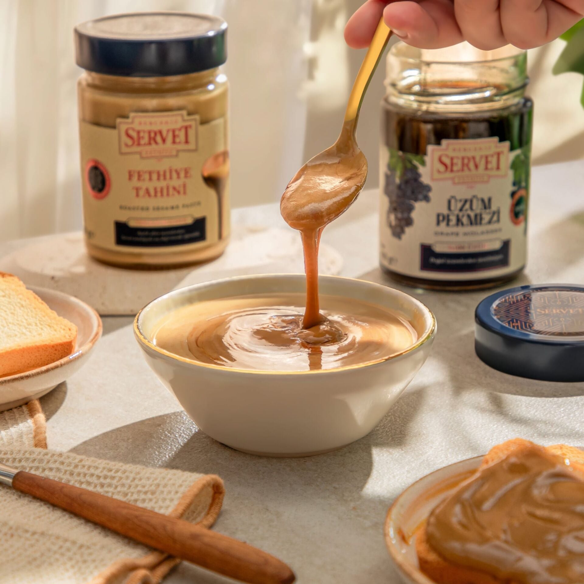 SERVET MUHTEŞEM İKİLİ